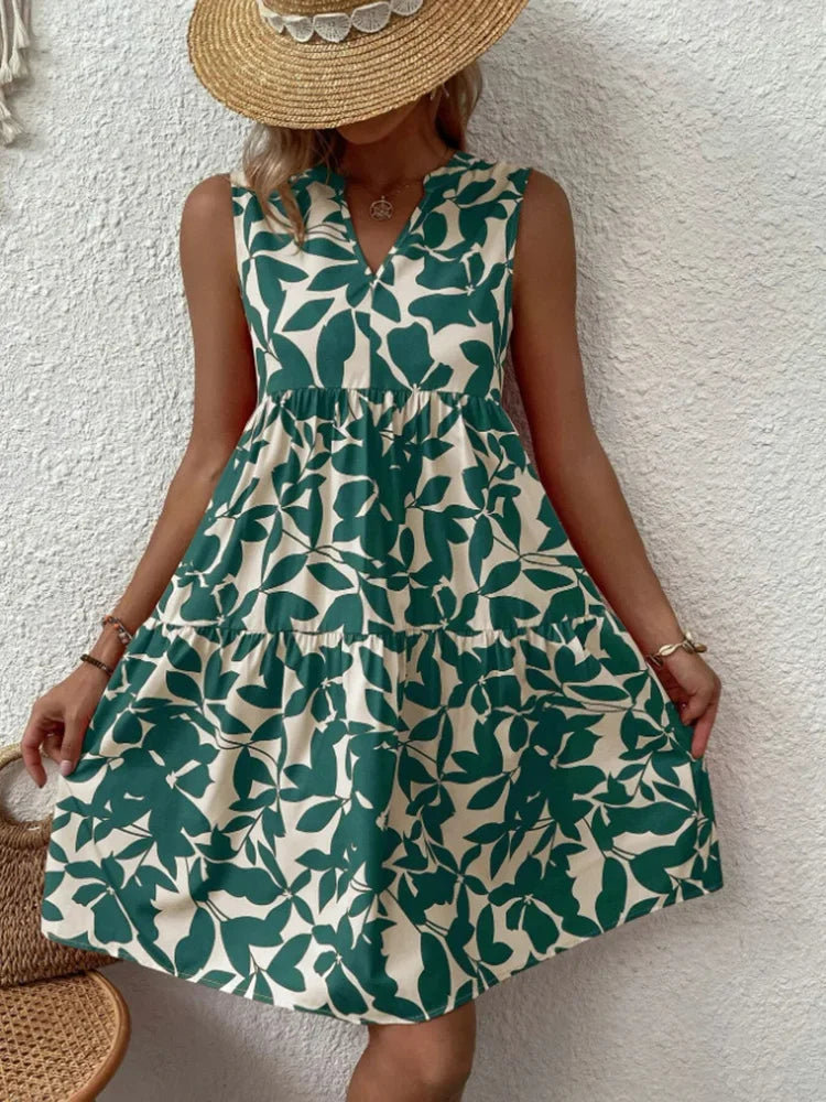 Vestido Curto com Decote em V