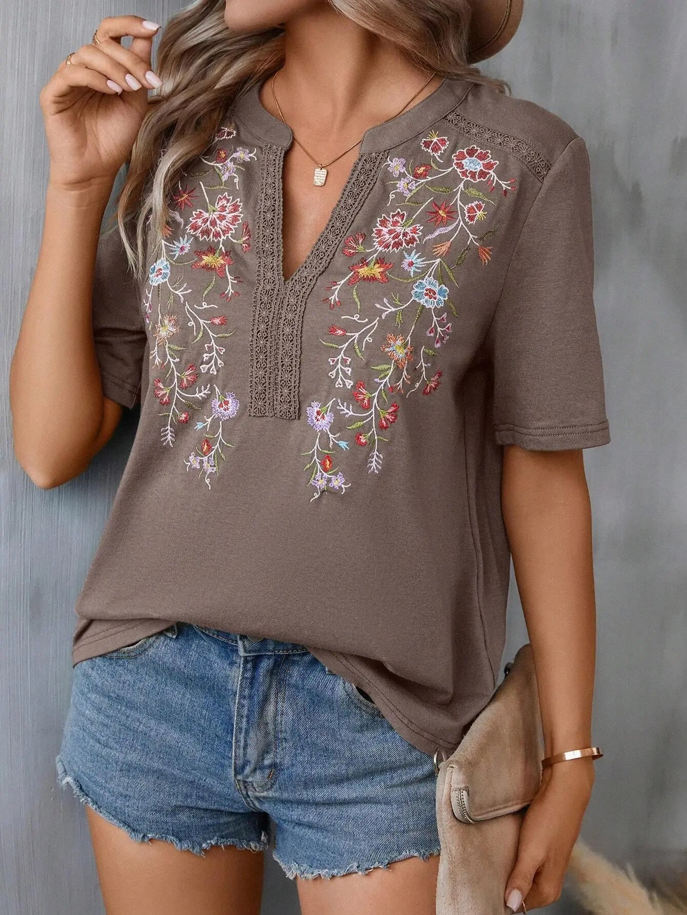 Blusa Floral Bordada